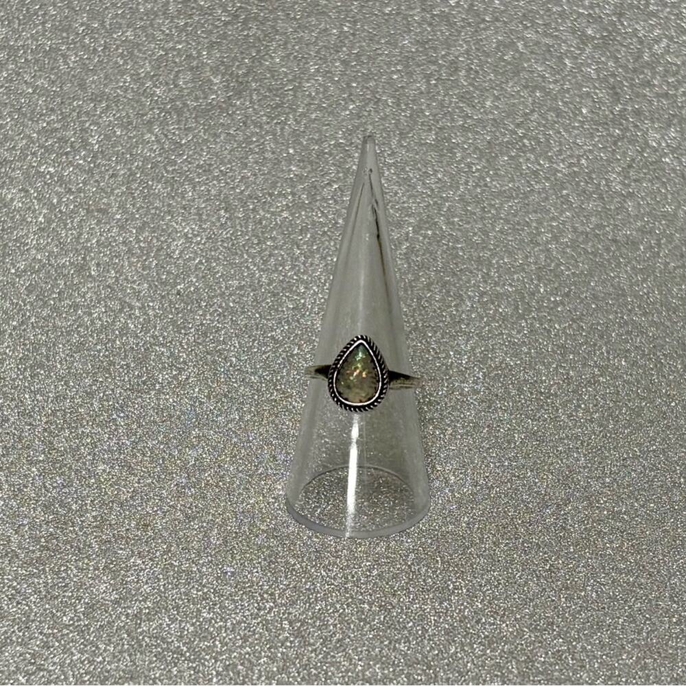 ✨ “Moonlit Tear” Petite Opal-Style Ring ✨